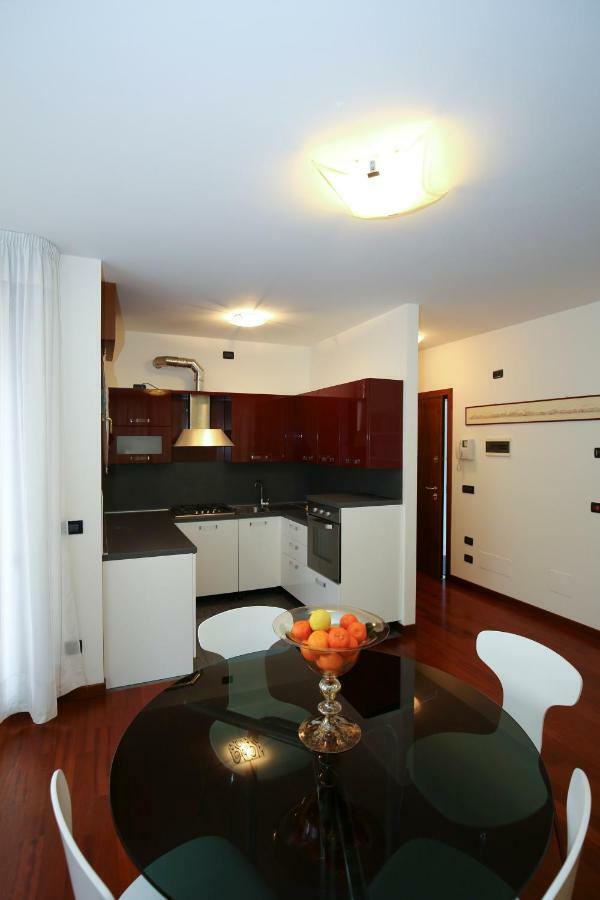 Round Venice Marghera Exterior foto