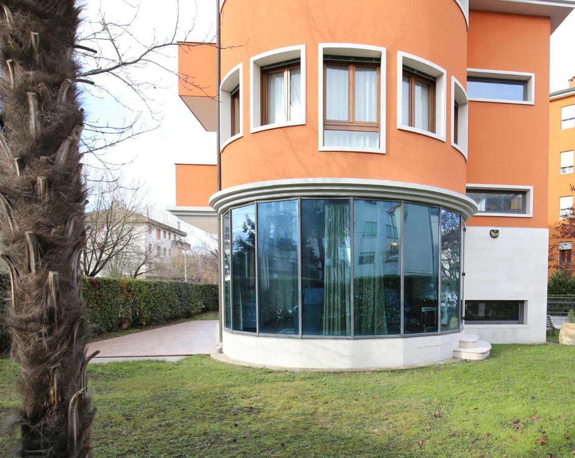 Round Venice Marghera Exterior foto